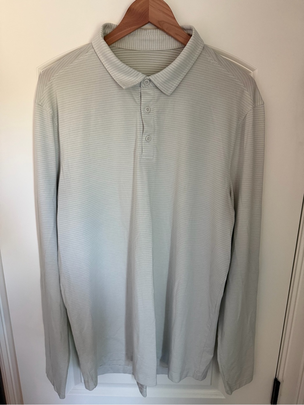 lululemon athletica Men's Light Gray Long-Sleeve Polo